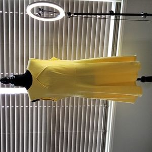 NWOT, Yellow sleeveless cotton A-line midi summer dress.